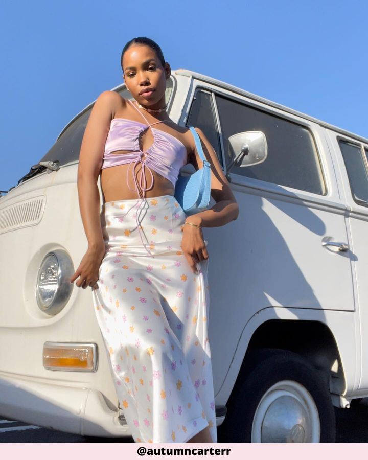 car poses for woman - @autumncarterr - twinning