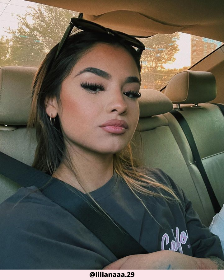 car poses for woman - @lilianaaa.29 - backseat baddie